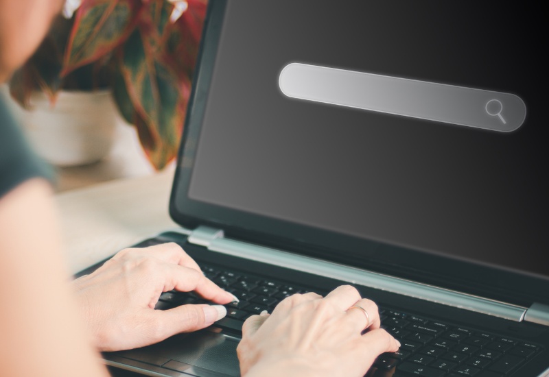 Bạn có thể nộp hồ sơ thông qua trang web của chương trình đề cử tỉnh bang Alberta